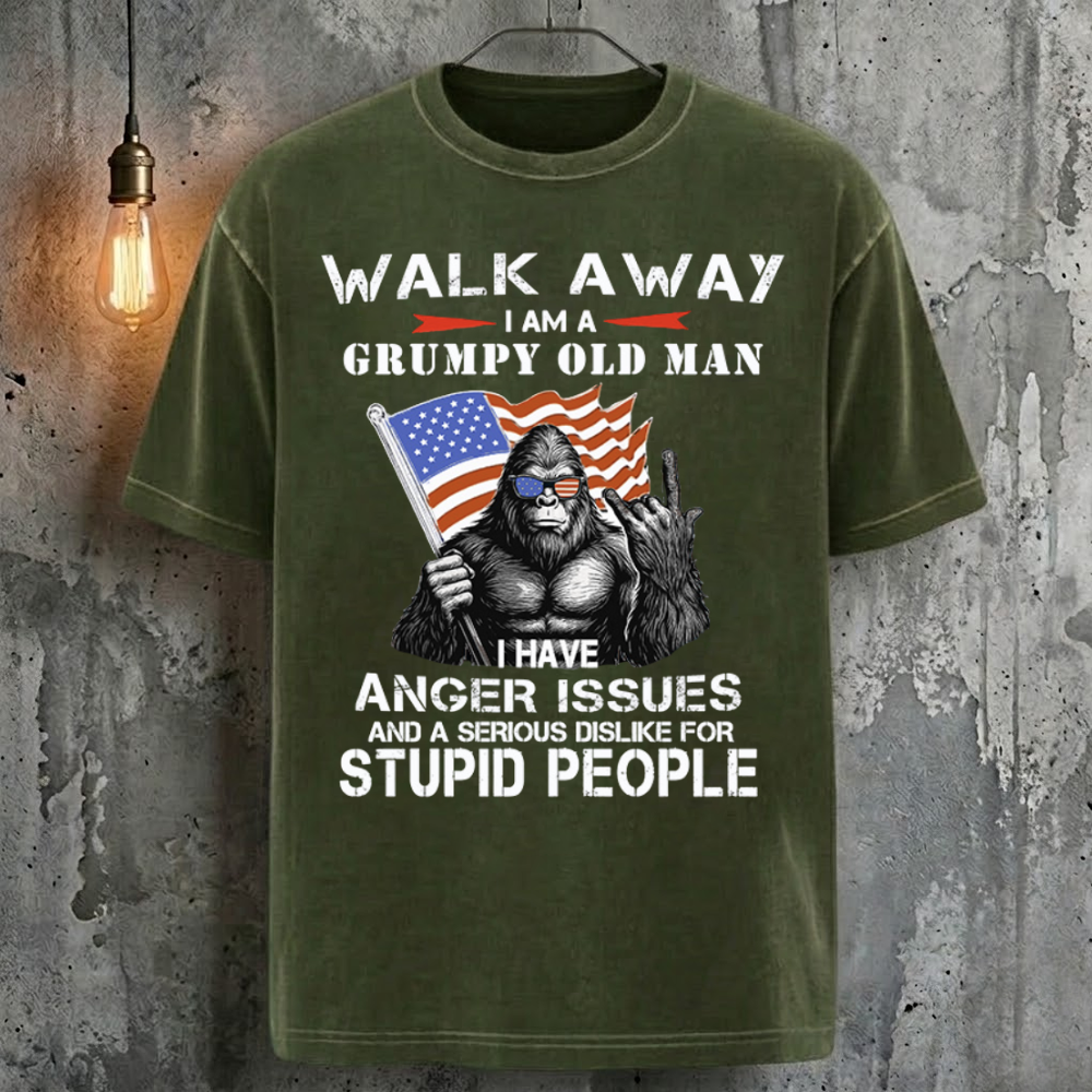 Walk Away I Am A Grumpy Old Man I Have Anger Issues And A Serious Dislike For Stupid People Vintage Cool Fashion T-Shirt