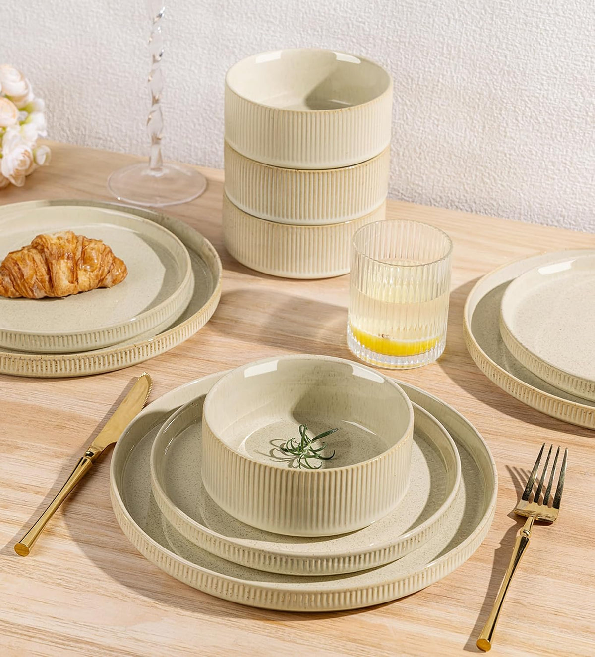 Elegant Ceramic Dinnerware Set – 12-Piece European Tableware Collection