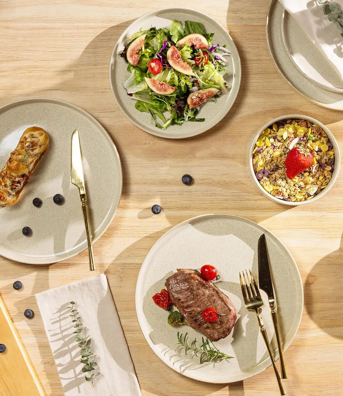Elegant Ceramic Dinnerware Set – 12-Piece European Tableware Collection