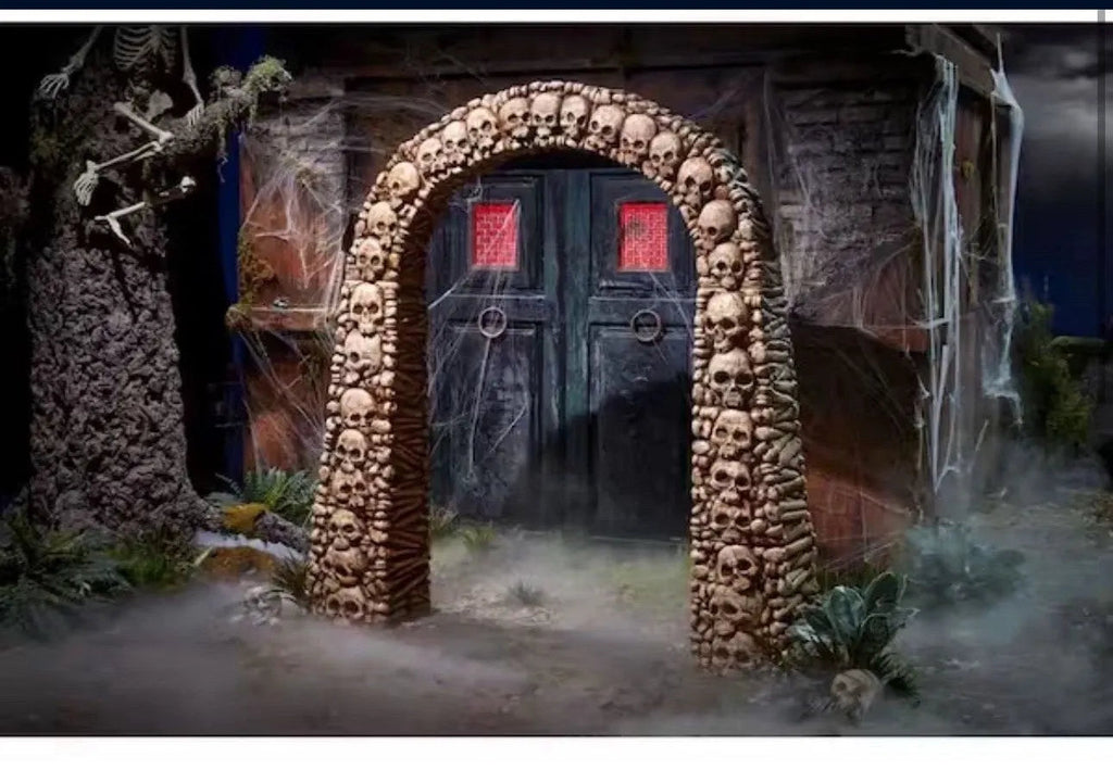 NEW Home Accents Holiday 7.5 ft Skull & Bones Archway