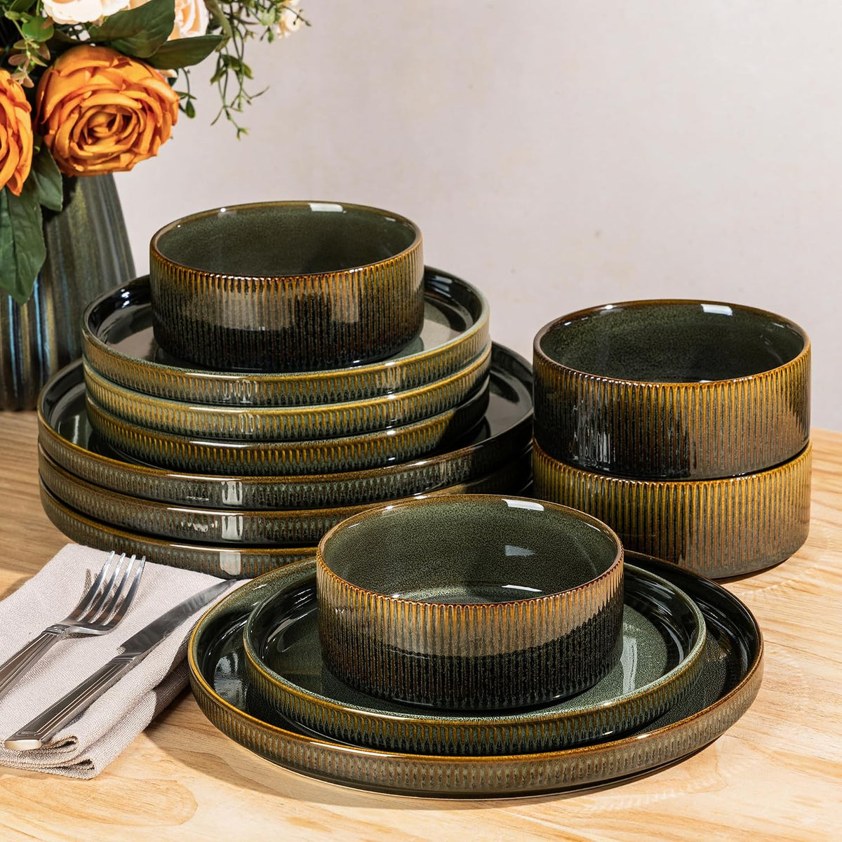 Elegant Ceramic Dinnerware Set – 12-Piece European Tableware Collection