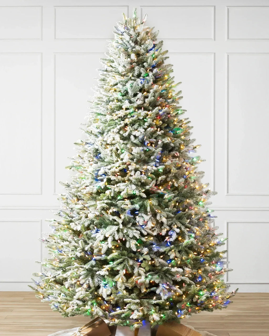 7.5 ft SMART Grand Duchess Twinkling Balsam Fir Flocked LED Pre-Lit Tree