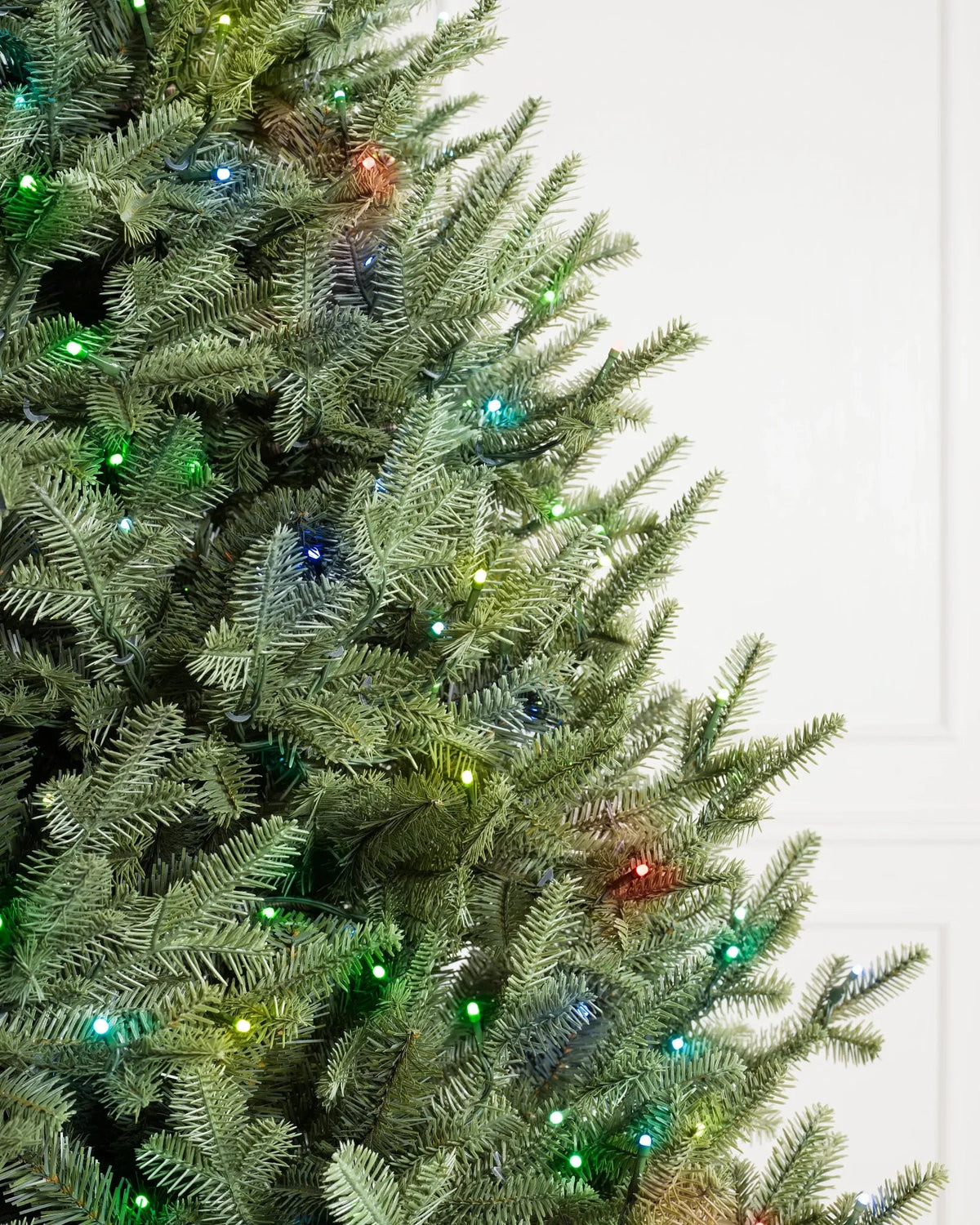 7.5 ft SMART Grand Duchess Twinkling Balsam Fir LED Pre-Lit Tree T27