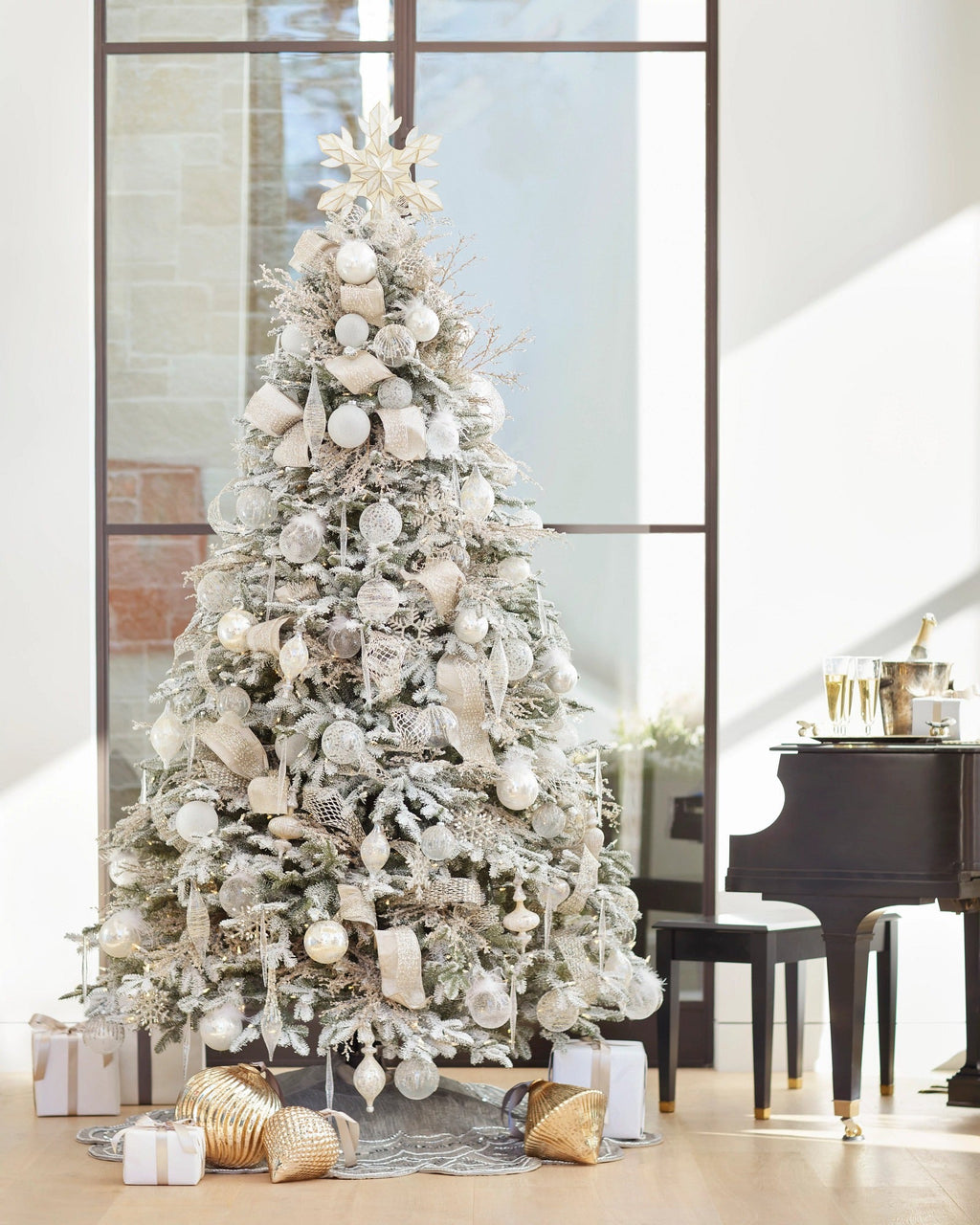 7.5 ft SMART Grand Duchess Twinkling Balsam Fir Flocked LED Pre-Lit Tree